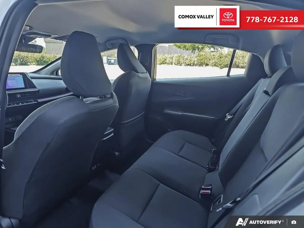 Toyota Prius снимка Toyota Prius