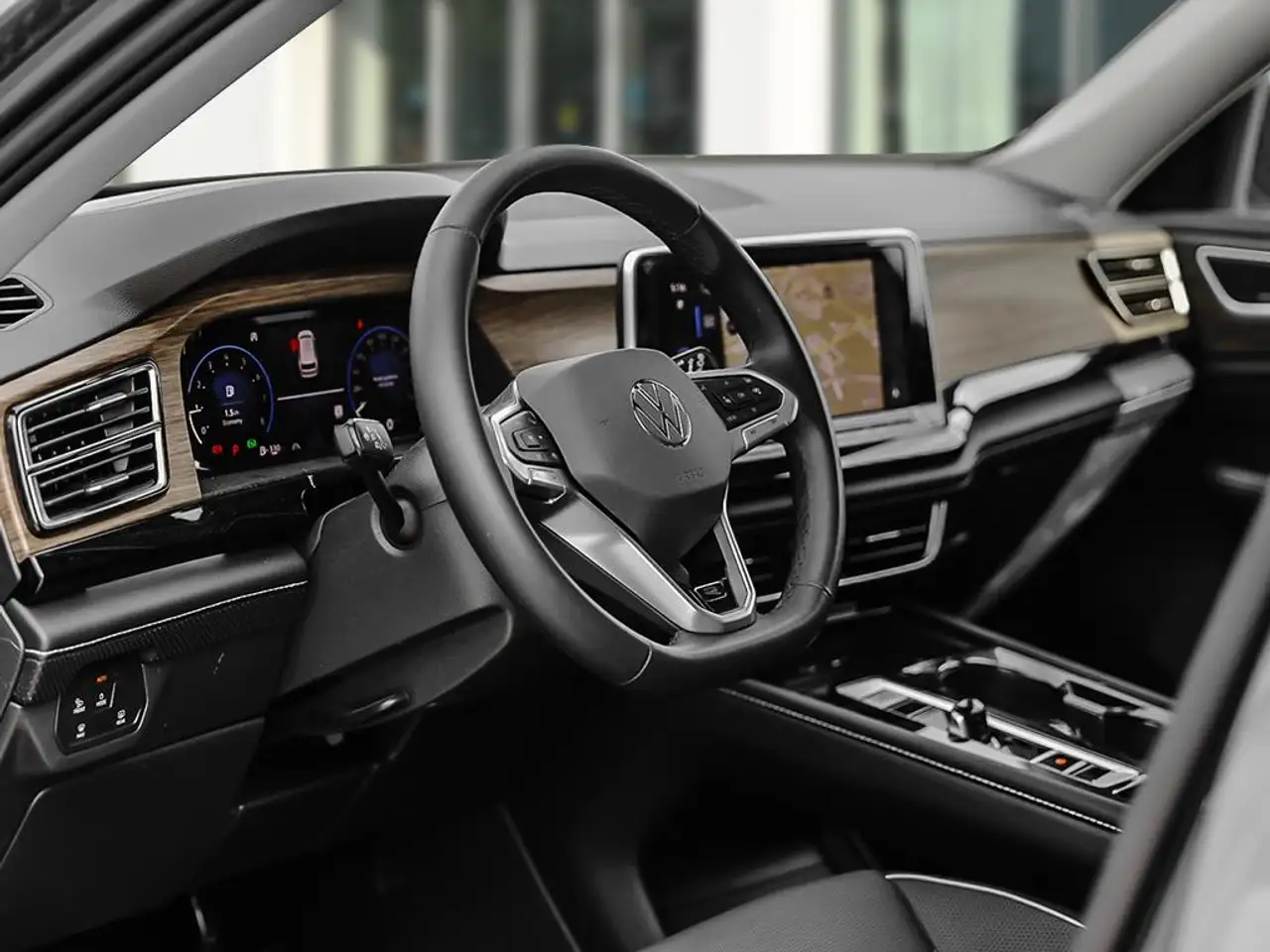 Volkswagen Atlas снимка Volkswagen Atlas