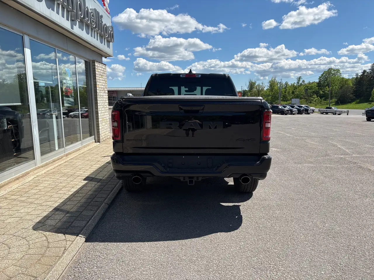 RAM 1500 photo RAM 1500