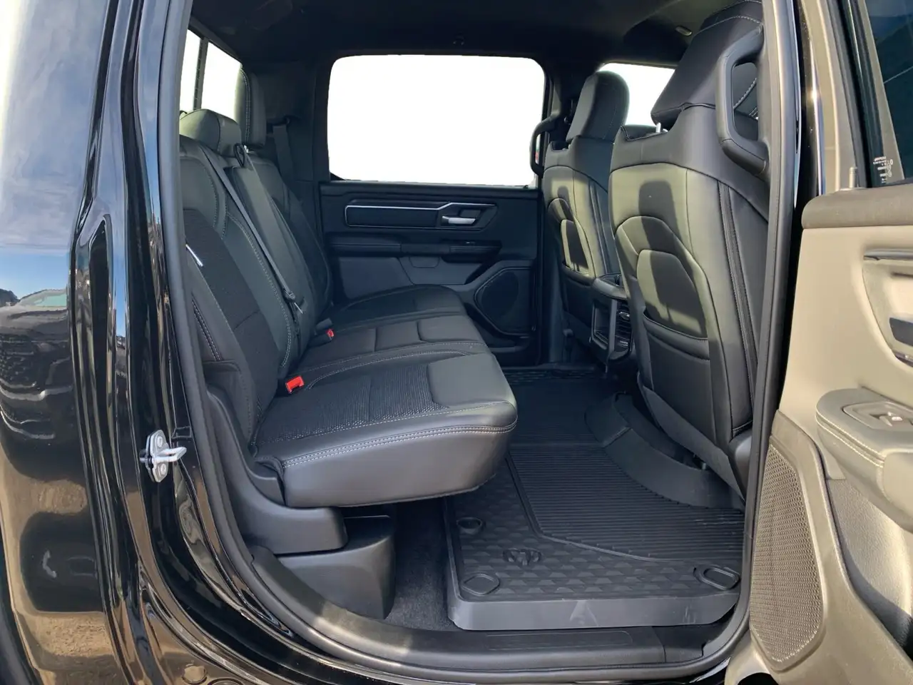 RAM 1500 photo RAM 1500