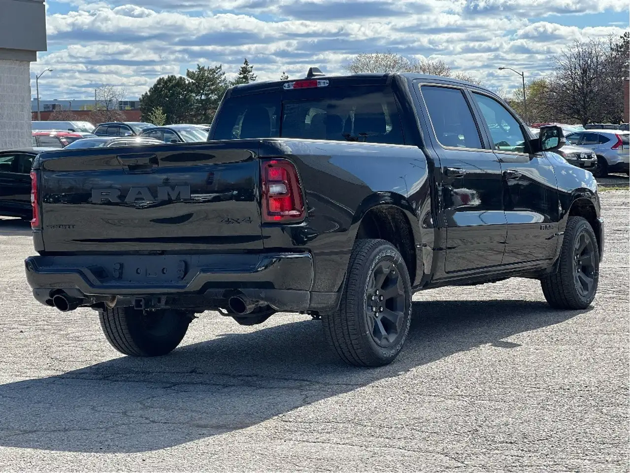 RAM 1500 снимка RAM 1500