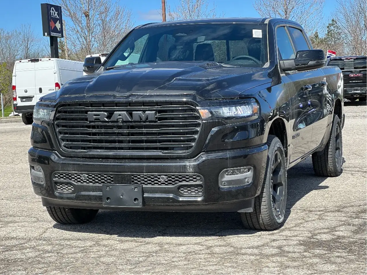 RAM 1500 снимка RAM 1500