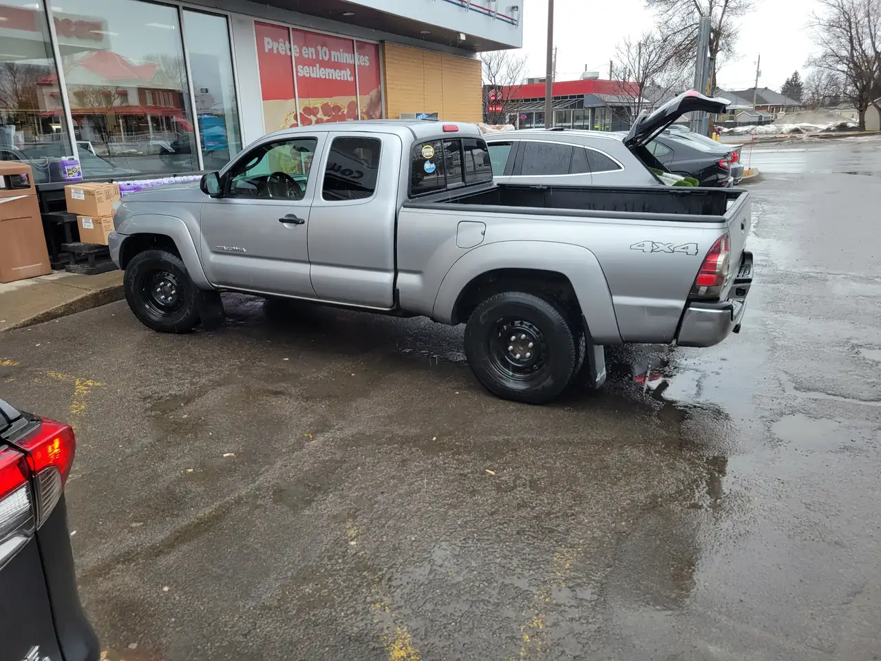 Toyota Tacoma снимка Toyota Tacoma
