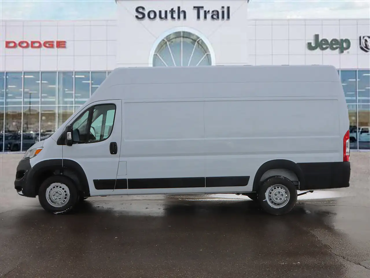 RAM ProMaster 3500 снимка RAM ProMaster 3500
