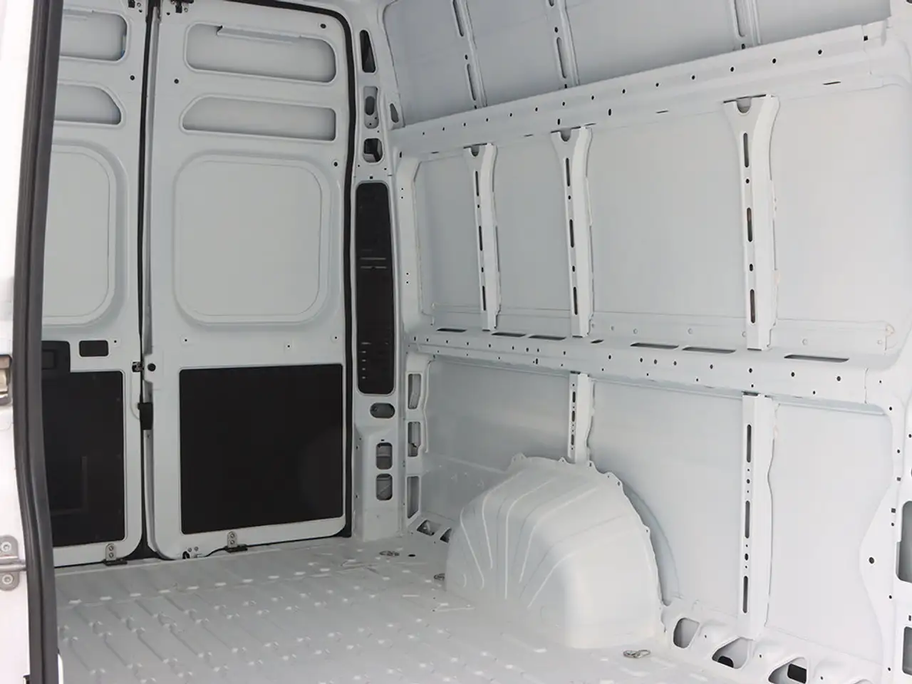 RAM ProMaster 3500 снимка RAM ProMaster 3500