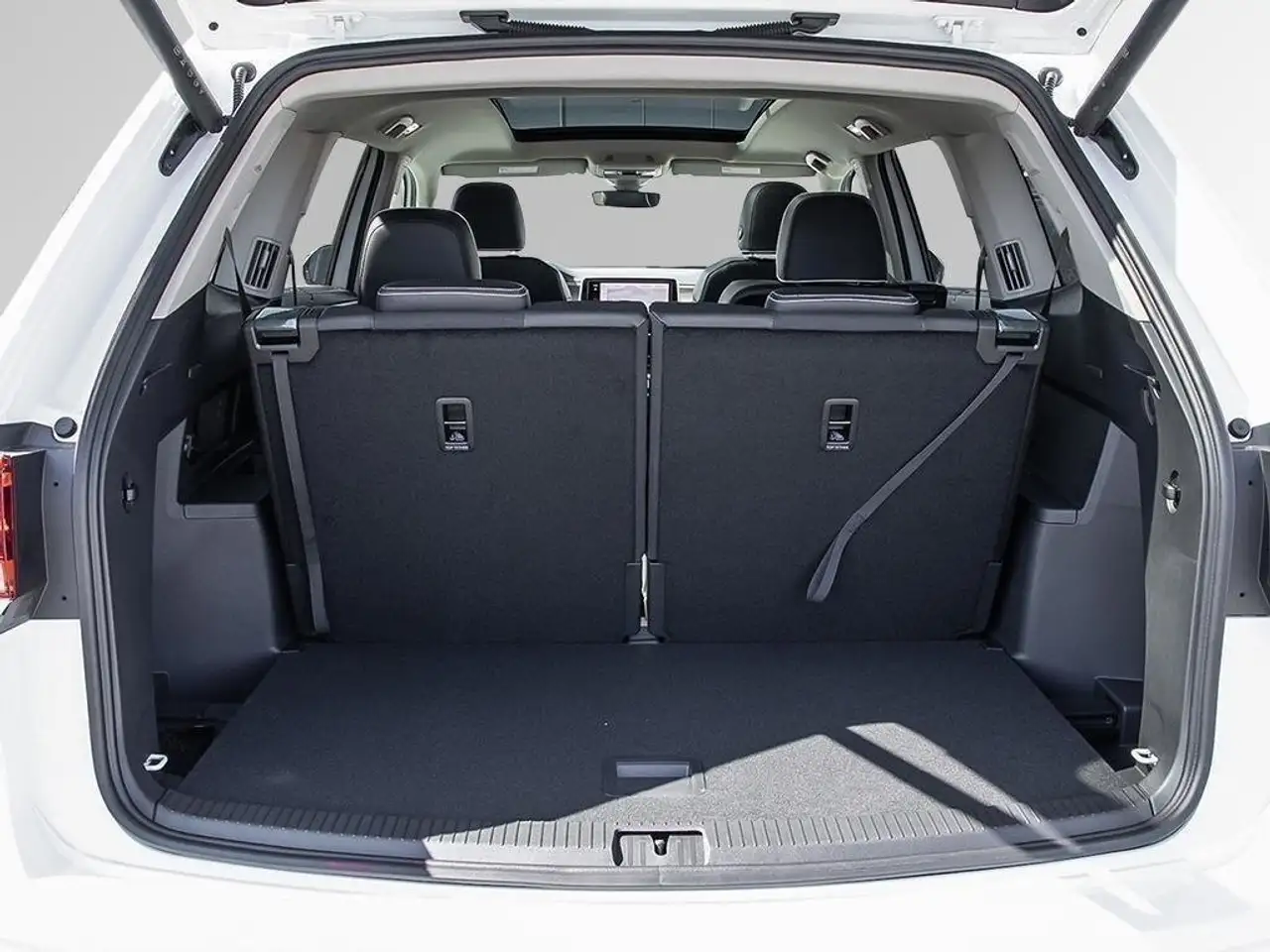 Volkswagen Atlas снимка Volkswagen Atlas