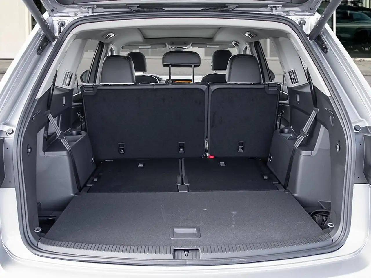 Volkswagen Atlas снимка Volkswagen Atlas