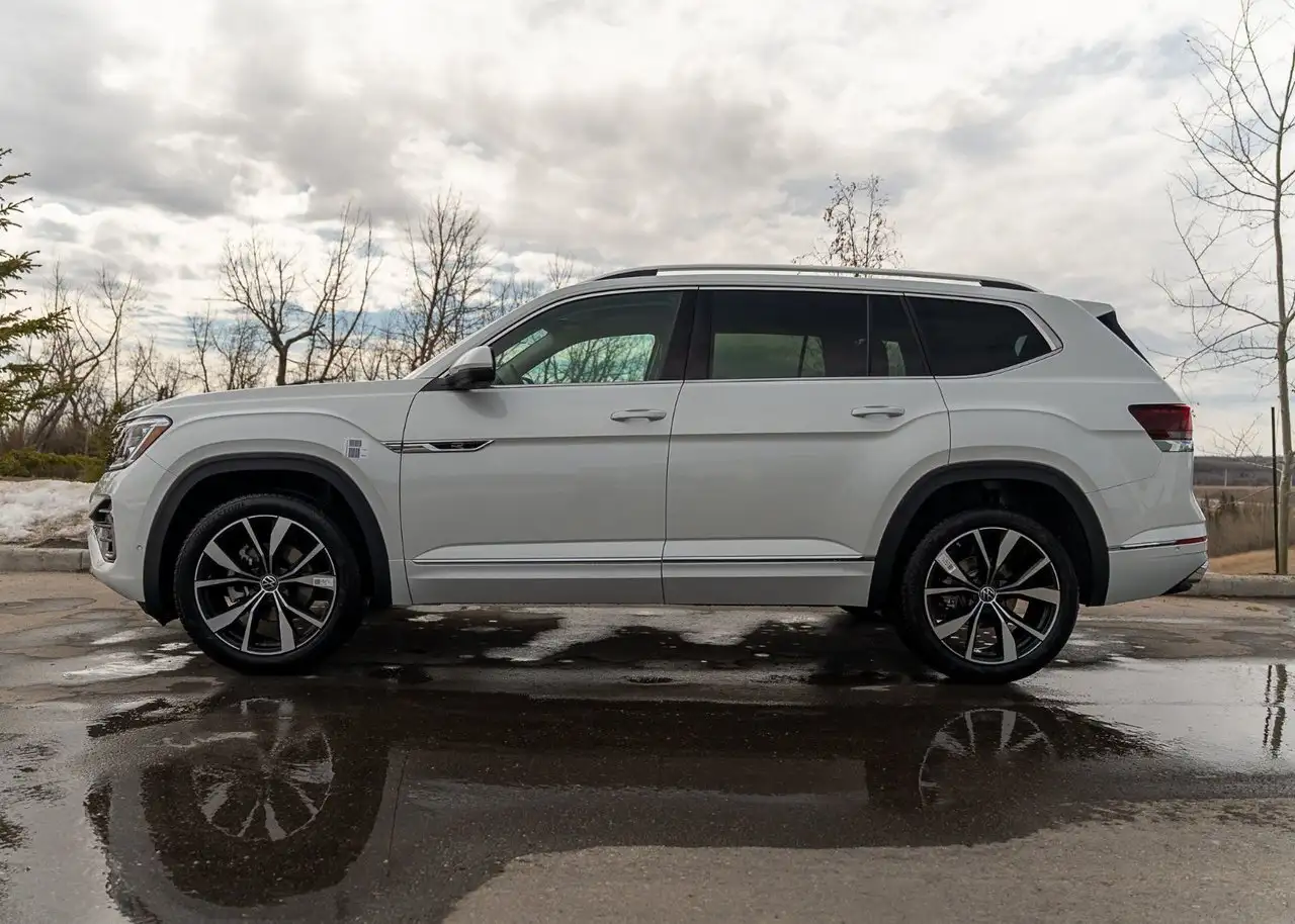 Volkswagen Atlas снимка Volkswagen Atlas