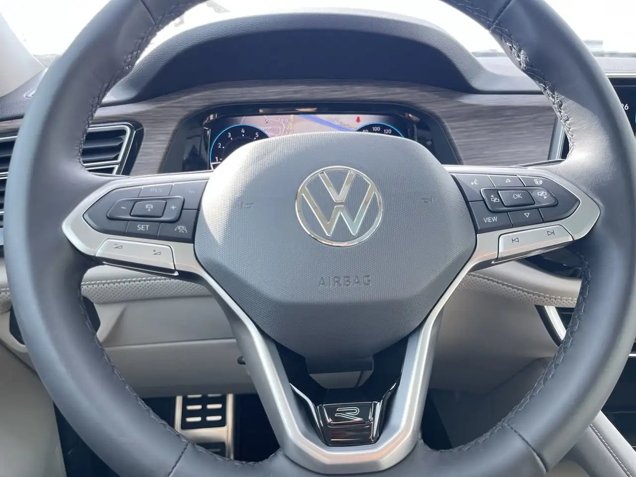Volkswagen Atlas снимка Volkswagen Atlas