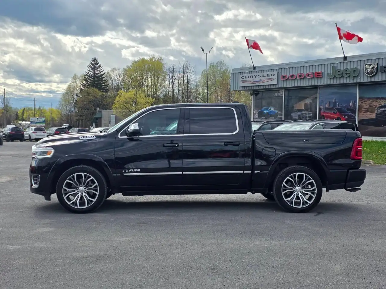 RAM 1500 снимка RAM 1500