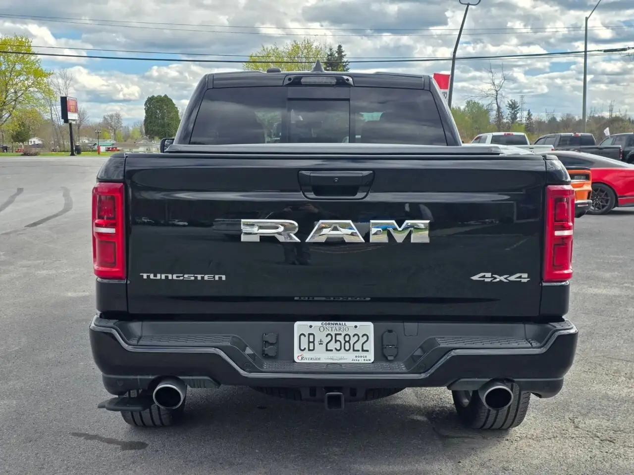 RAM 1500 снимка RAM 1500