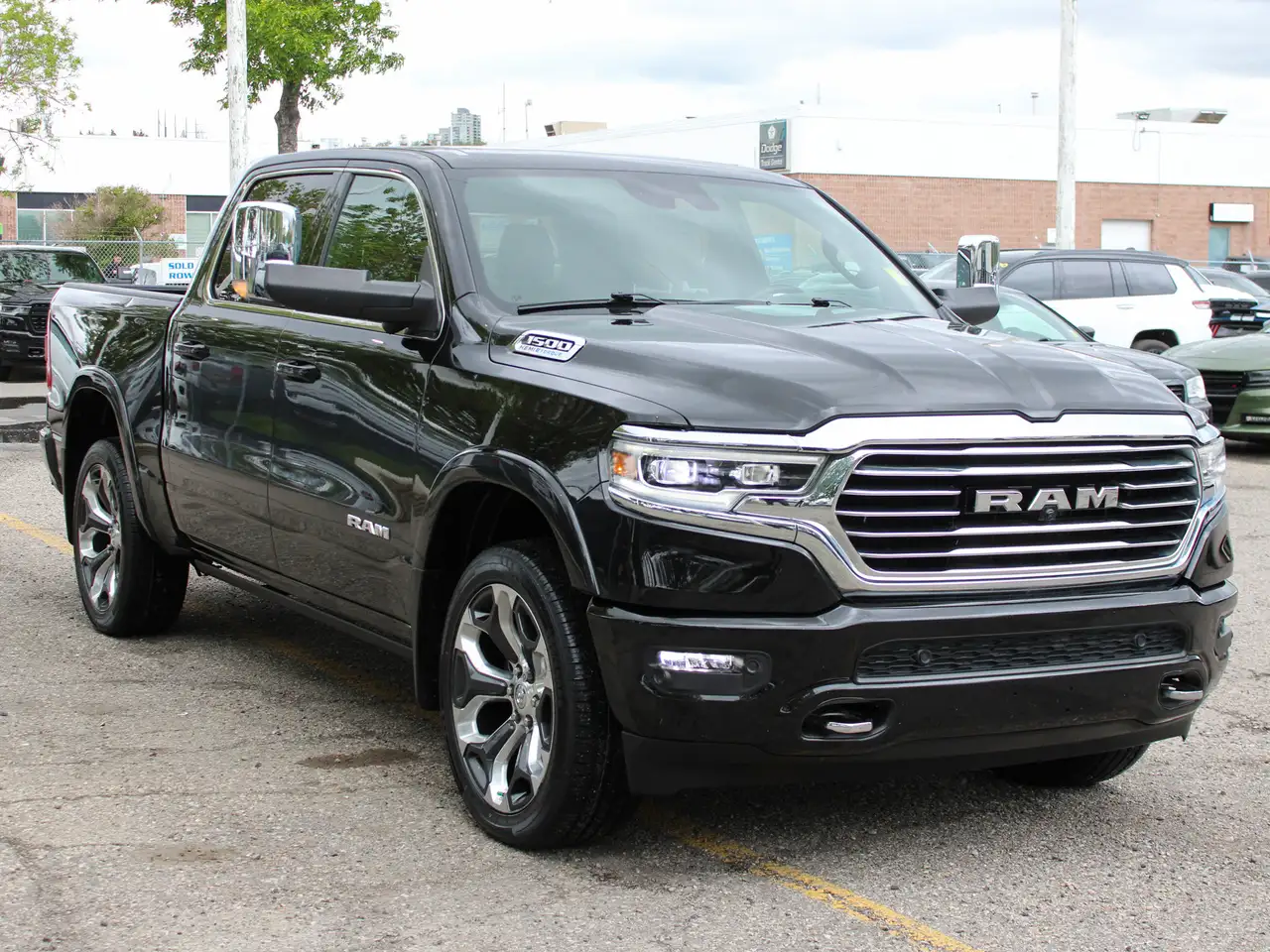 RAM 1500 снимка RAM 1500