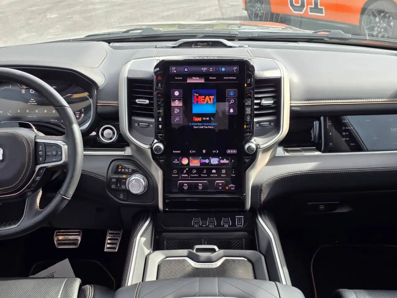 RAM 1500 снимка RAM 1500