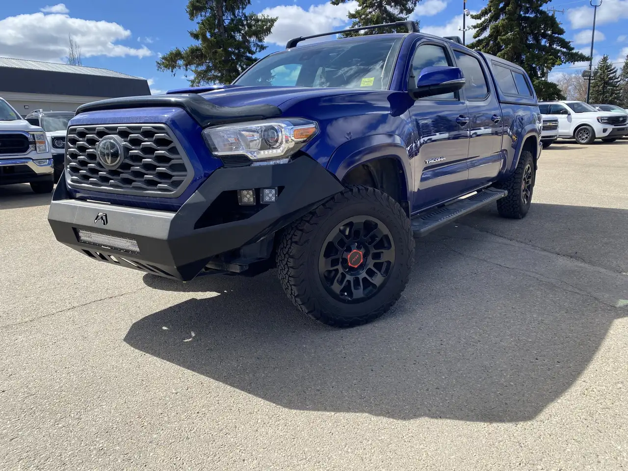 Toyota Tacoma снимка Toyota Tacoma