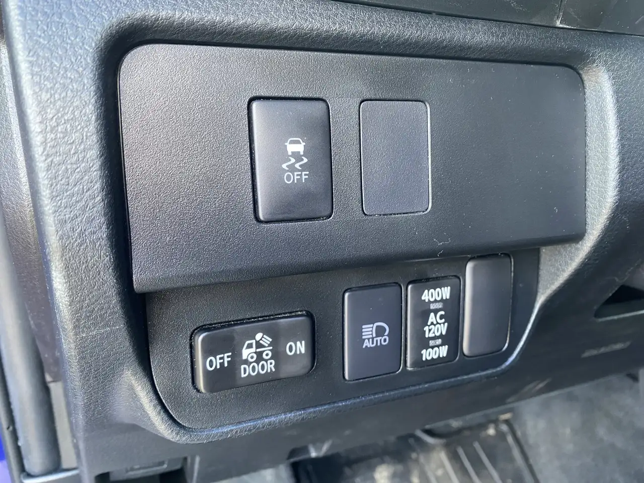 Toyota Tacoma снимка Toyota Tacoma