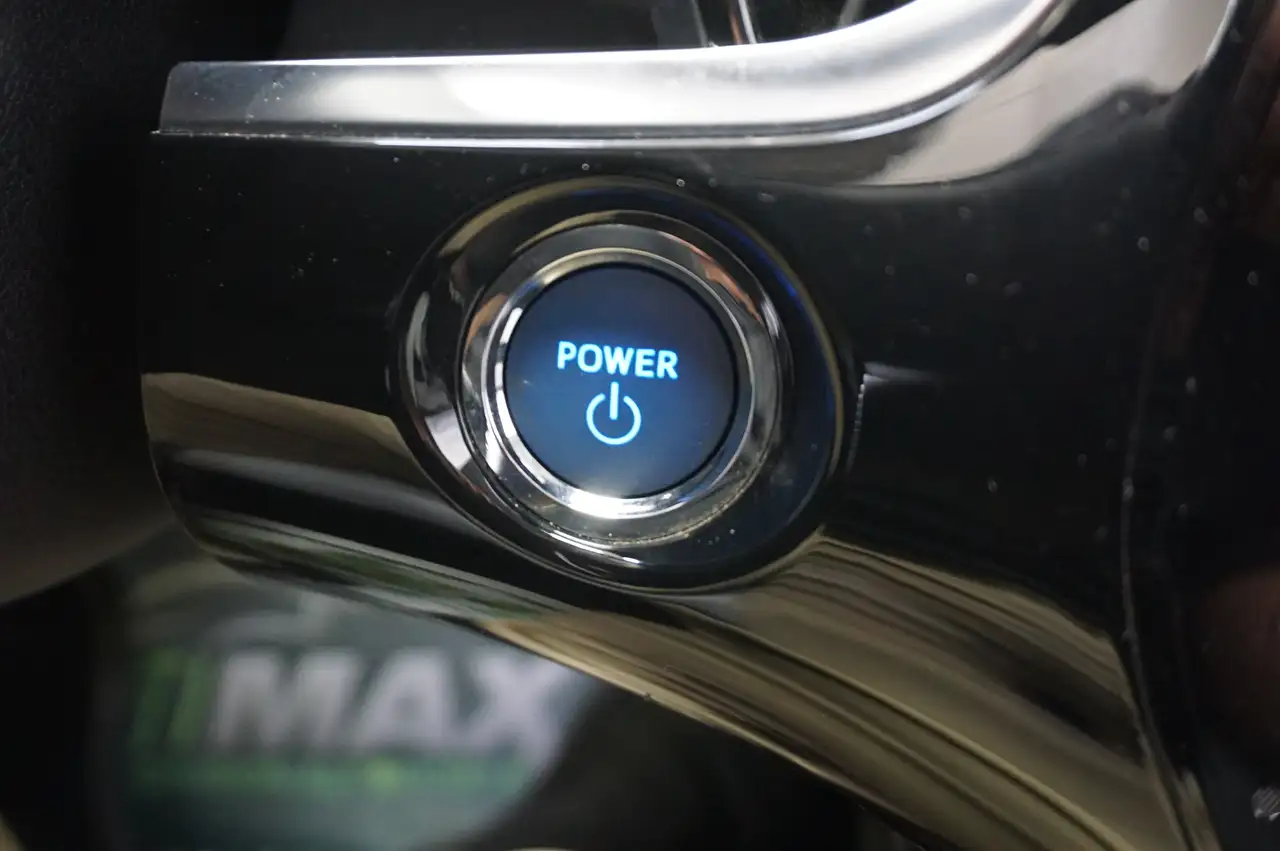 Toyota Prius Prime снимка Toyota Prius Prime