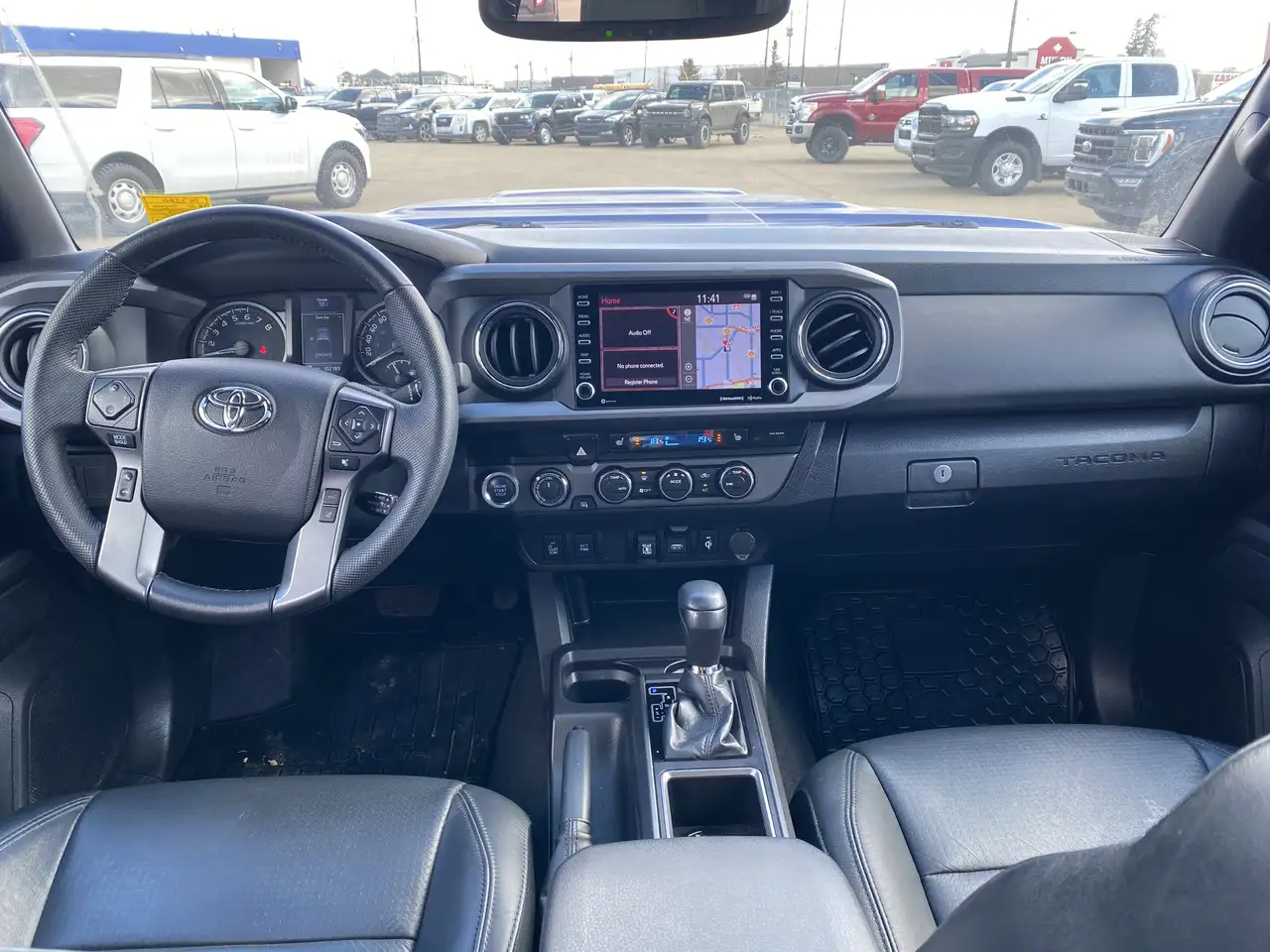 Toyota Tacoma снимка Toyota Tacoma