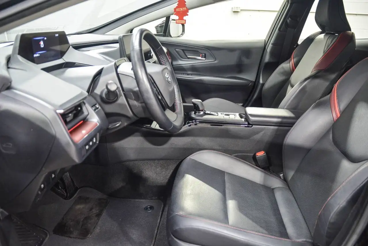 Toyota Prius снимка Toyota Prius