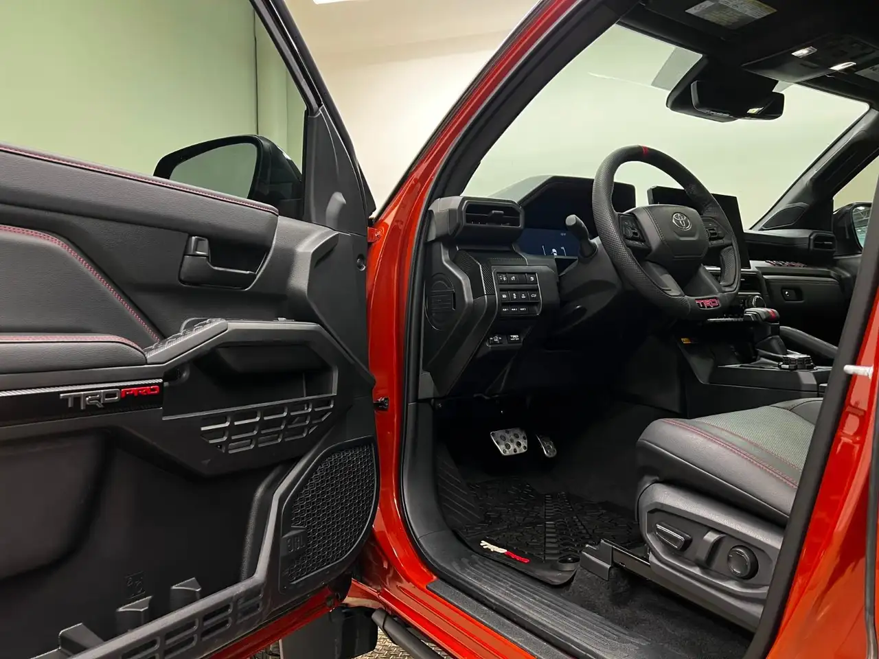 Toyota Tacoma снимка Toyota Tacoma