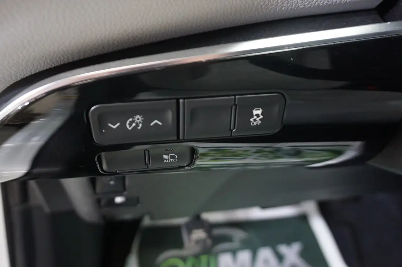 Toyota Prius Prime снимка Toyota Prius Prime