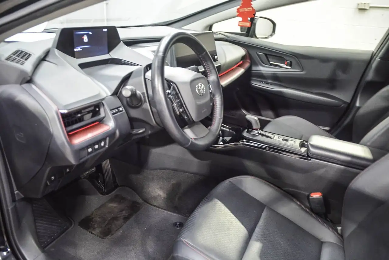 Toyota Prius снимка Toyota Prius