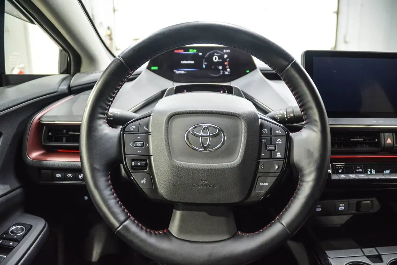 Toyota Prius снимка Toyota Prius
