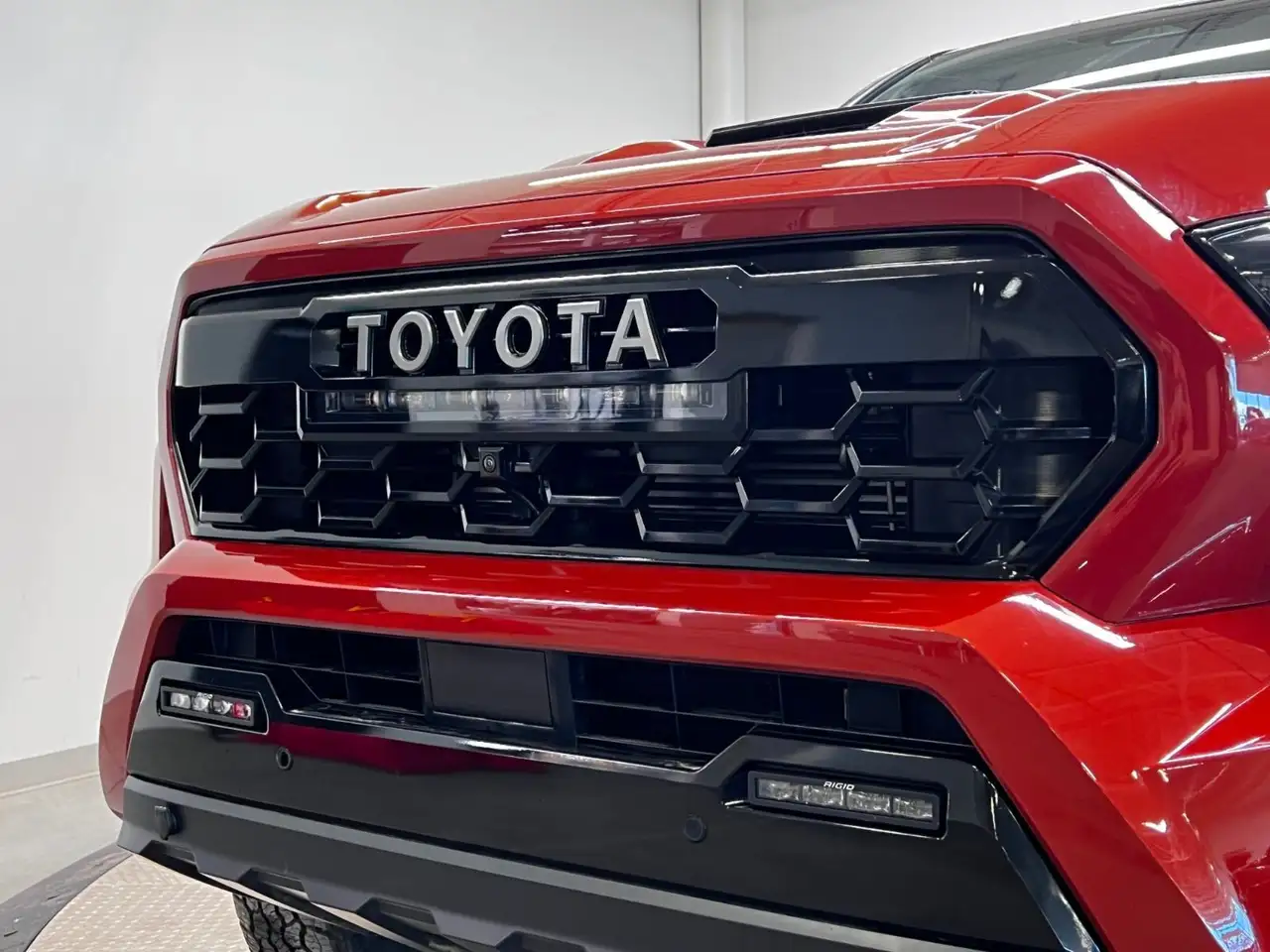 Toyota Tacoma снимка Toyota Tacoma