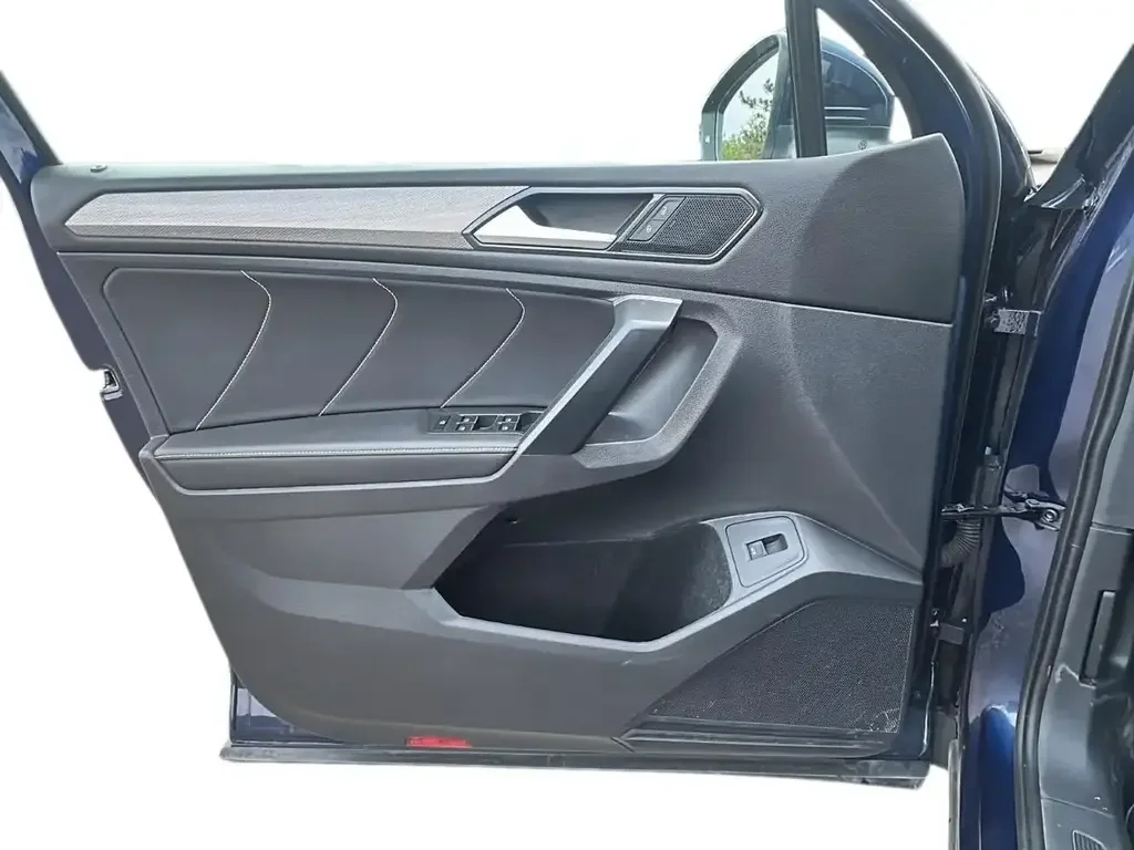 Volkswagen Tiguan снимка Volkswagen Tiguan