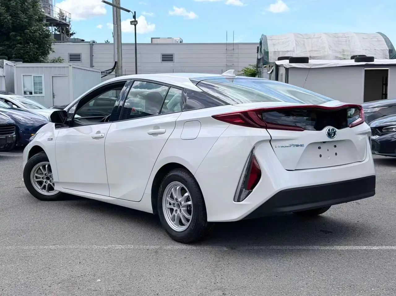 Toyota Prius Prime photo Toyota Prius Prime