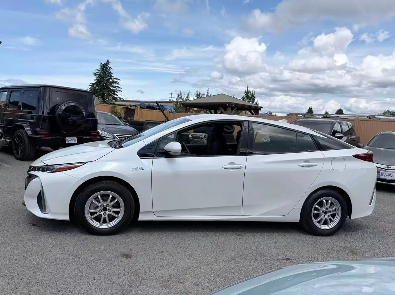 Toyota Prius Prime photo Toyota Prius Prime