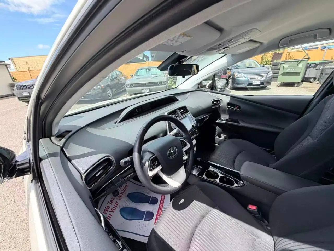 Toyota Prius Prime photo Toyota Prius Prime