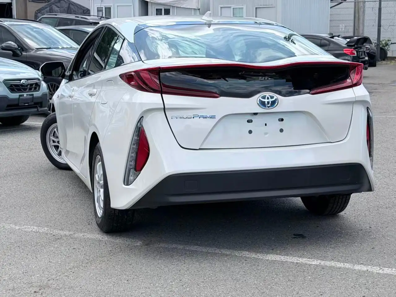 Toyota Prius Prime photo Toyota Prius Prime