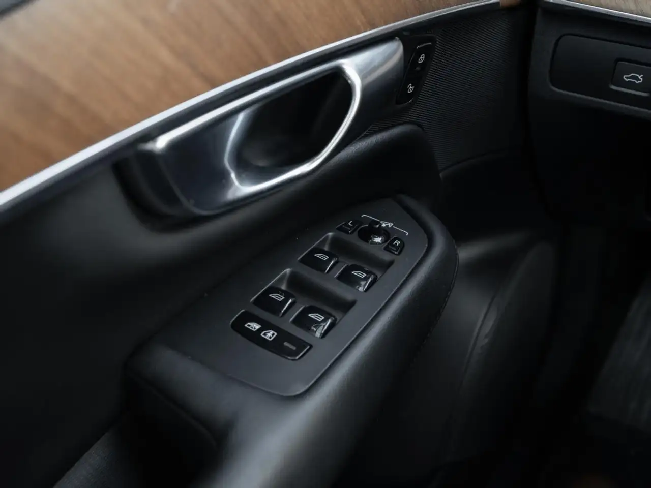 Volvo XC90 снимка Volvo XC90