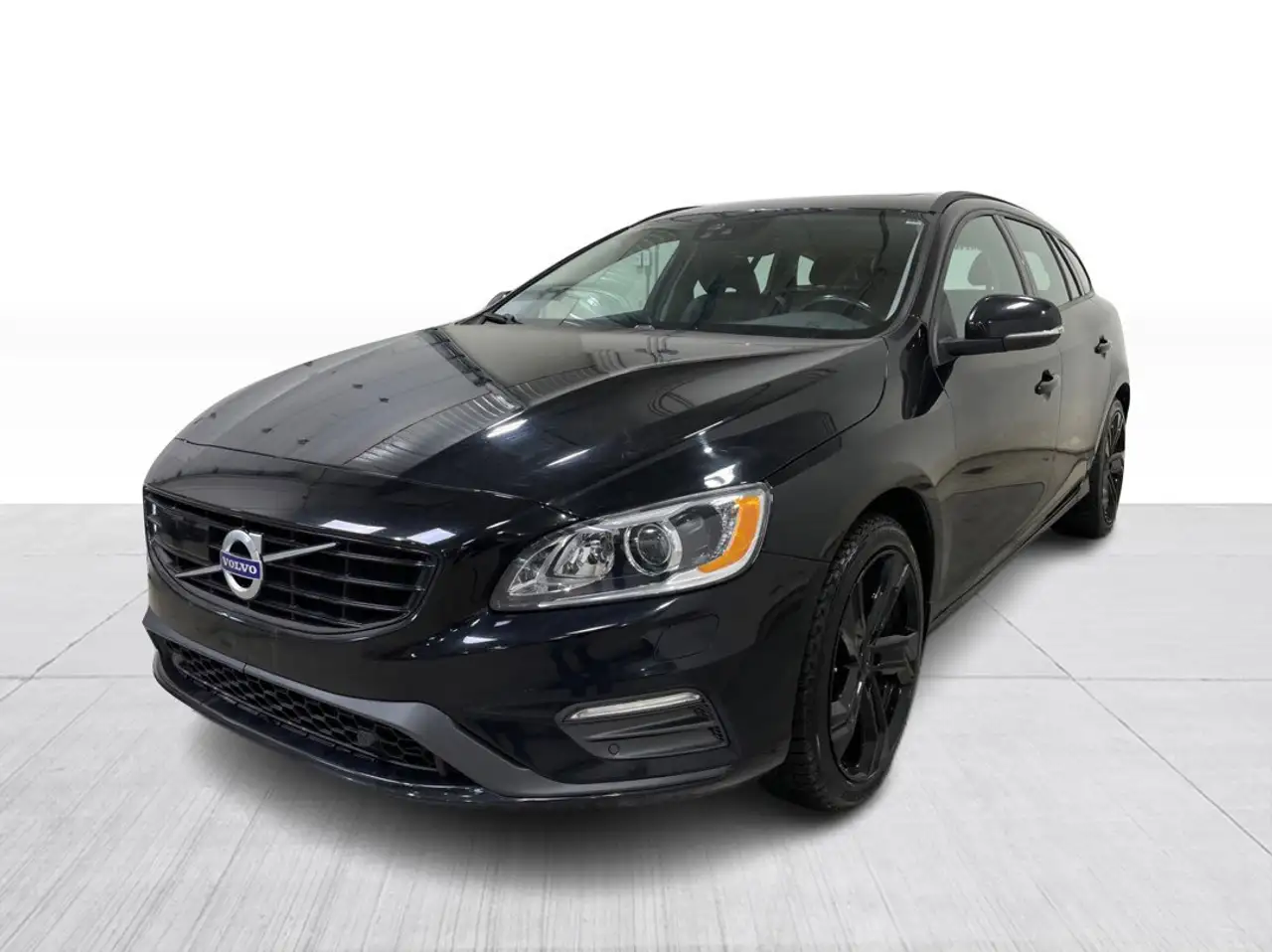 Volvo V60 снимка Volvo V60