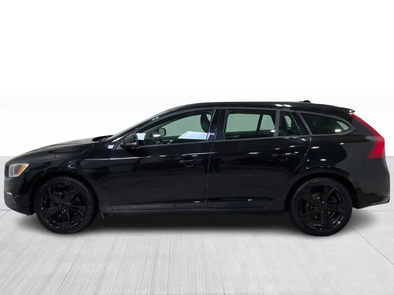 Volvo V60 снимка Volvo V60
