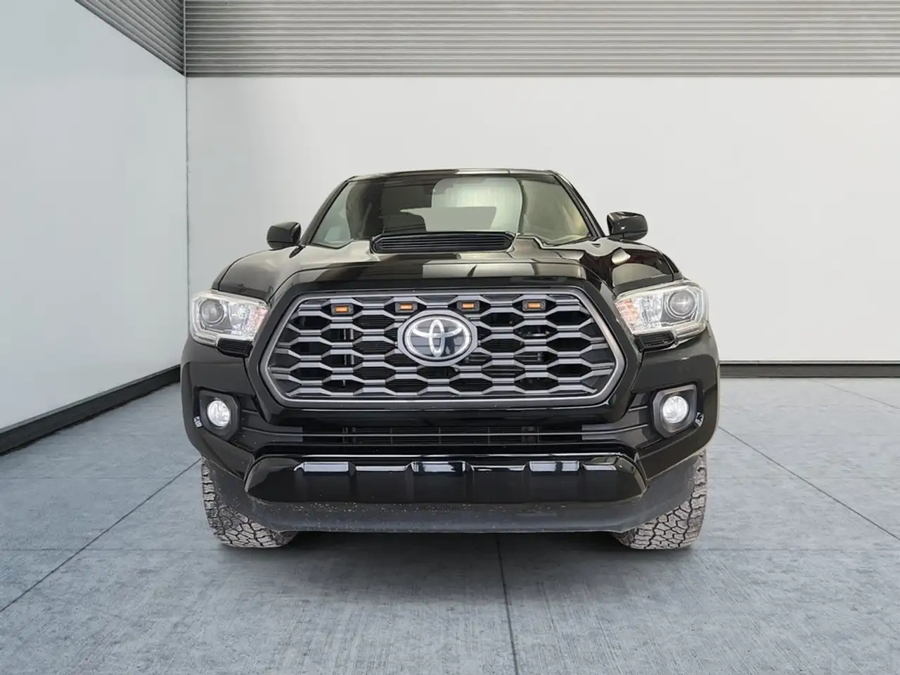 Toyota Tacoma снимка Toyota Tacoma