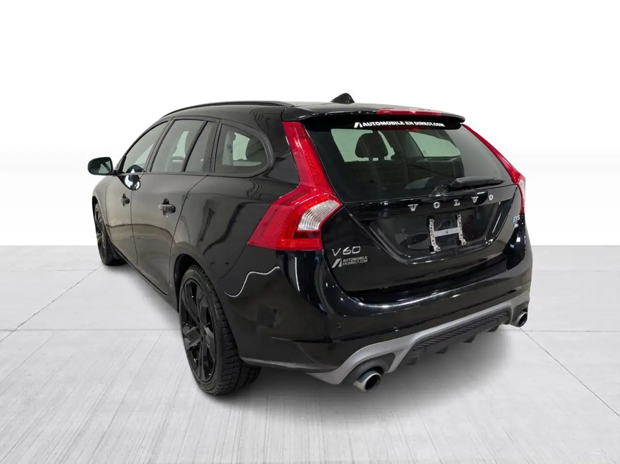 Volvo V60 снимка Volvo V60