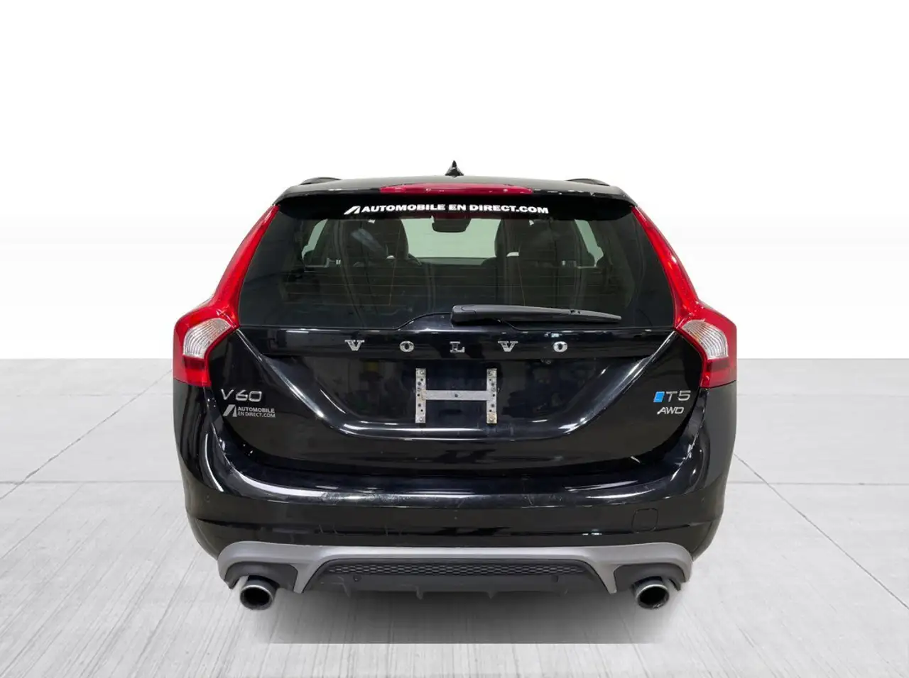 Volvo V60 снимка Volvo V60