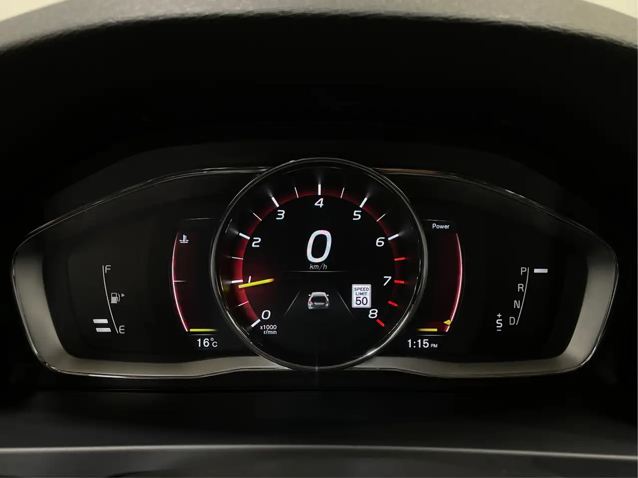 Volvo V60 снимка Volvo V60