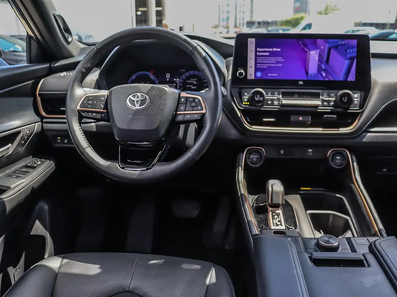 Toyota Grand Highlander fotografie Toyota Grand Highlander