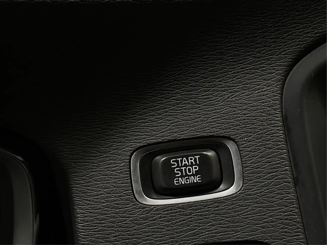 Volvo V60 снимка Volvo V60