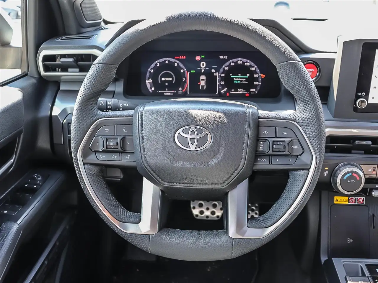 Toyota Tacoma снимка Toyota Tacoma