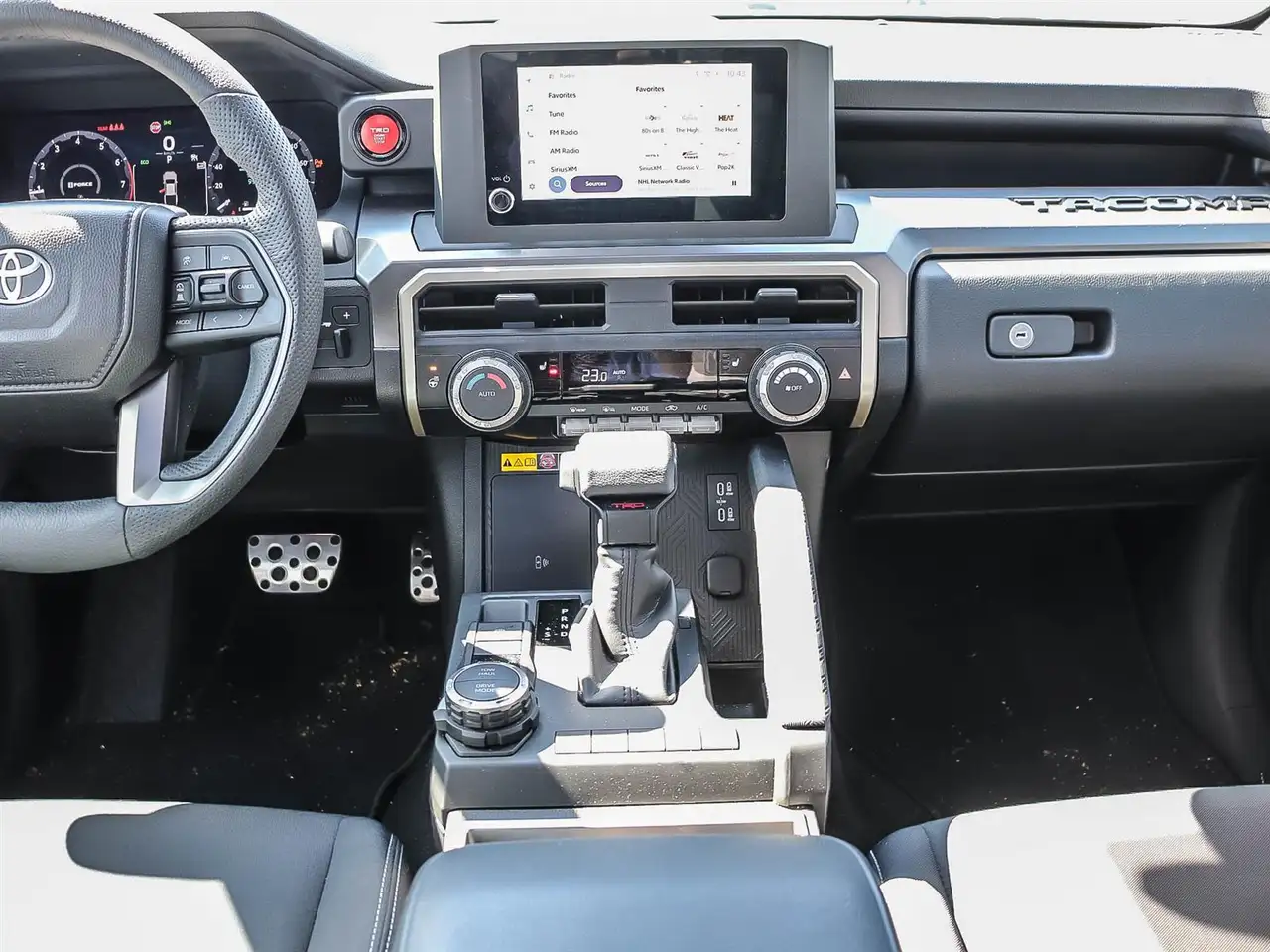 Toyota Tacoma снимка Toyota Tacoma
