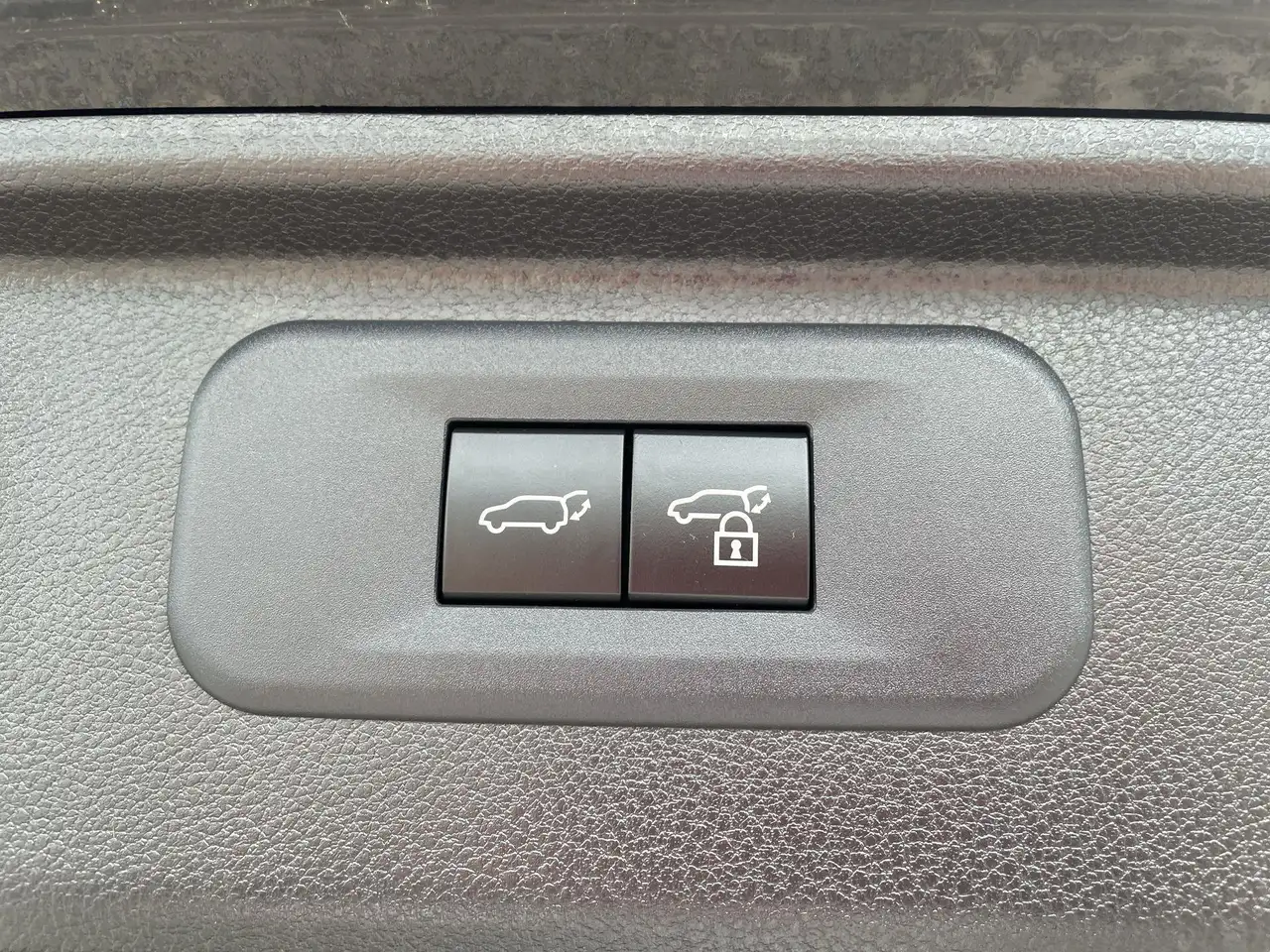 Toyota Grand Highlander fotografie Toyota Grand Highlander