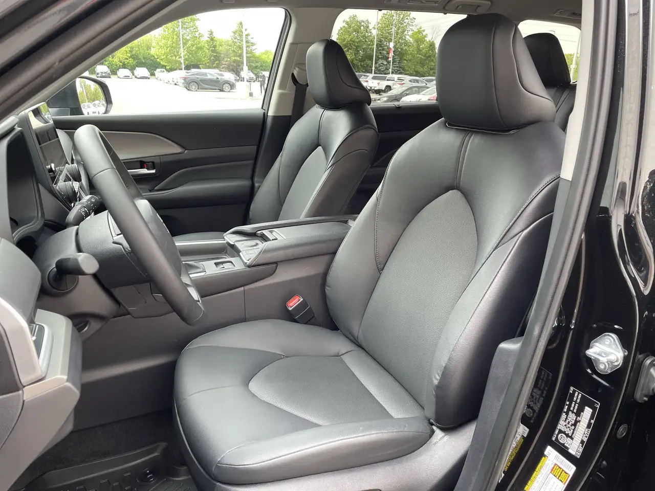 Toyota Grand Highlander fotografie Toyota Grand Highlander
