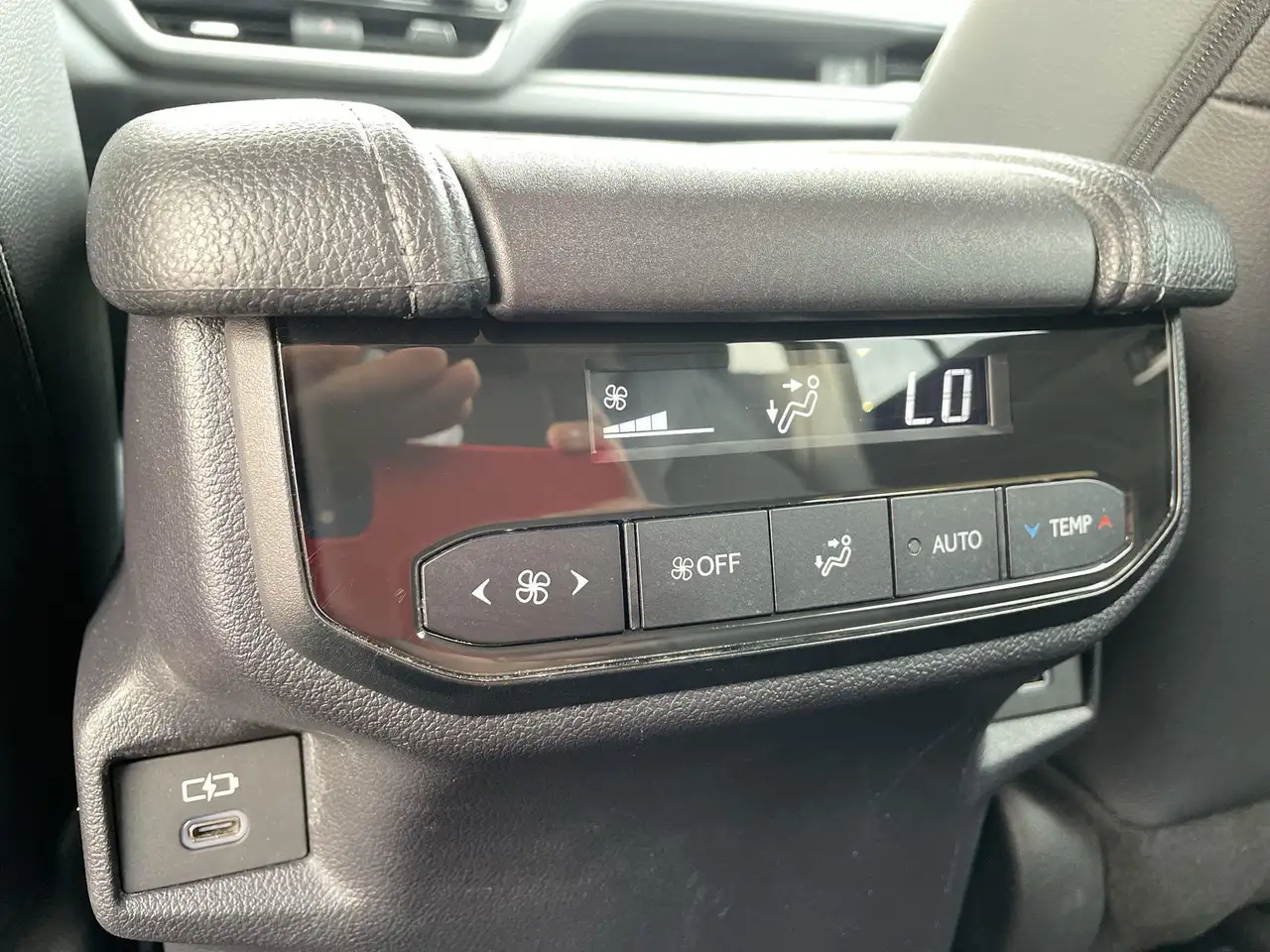 Toyota Grand Highlander fotografie Toyota Grand Highlander