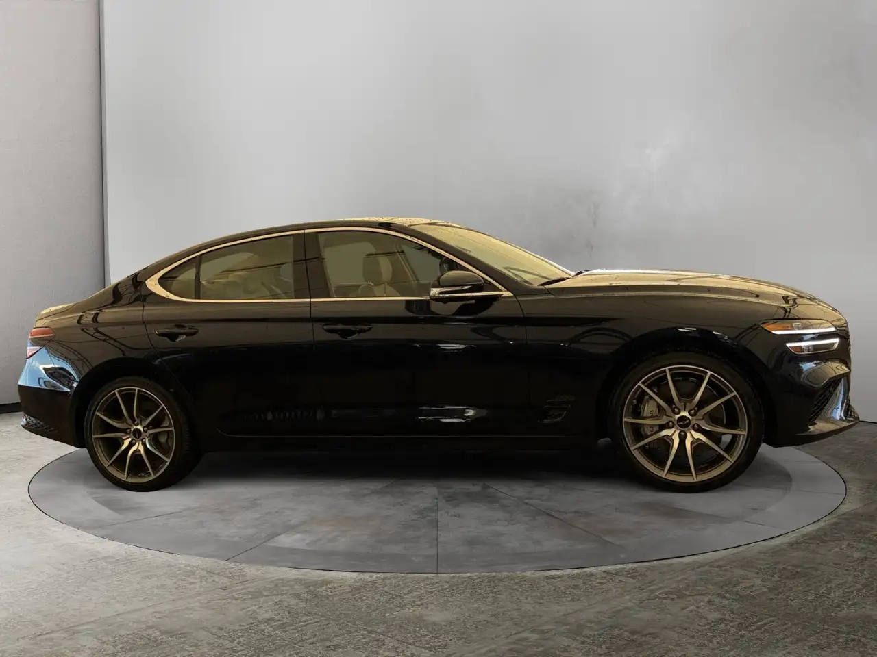 Genesis G70 снимка Genesis G70