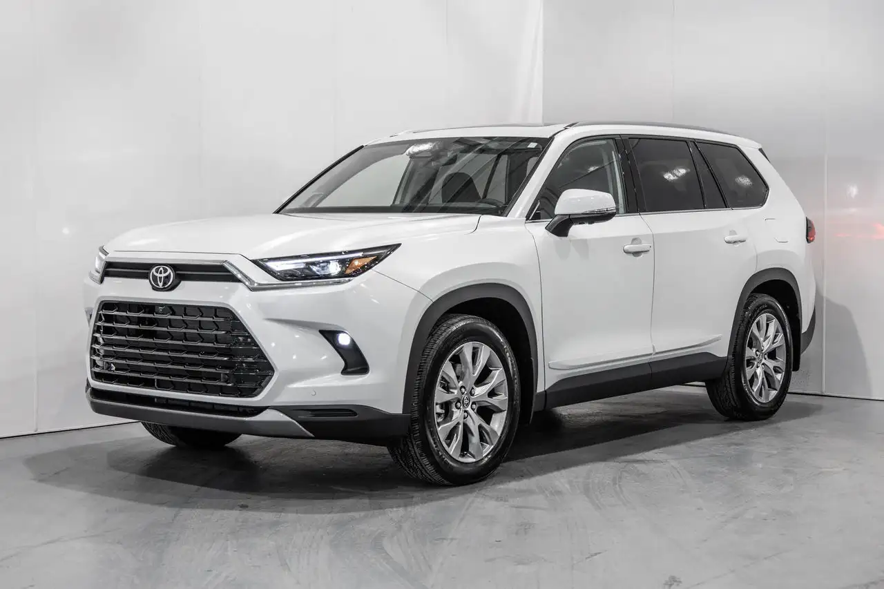 Toyota Grand Highlander photo Toyota Grand Highlander
