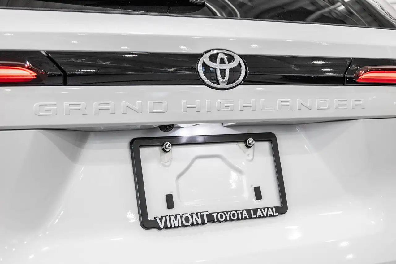 Toyota Grand Highlander photo Toyota Grand Highlander