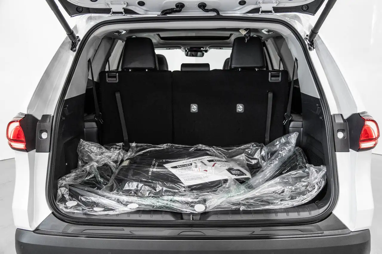 Toyota Grand Highlander photo Toyota Grand Highlander